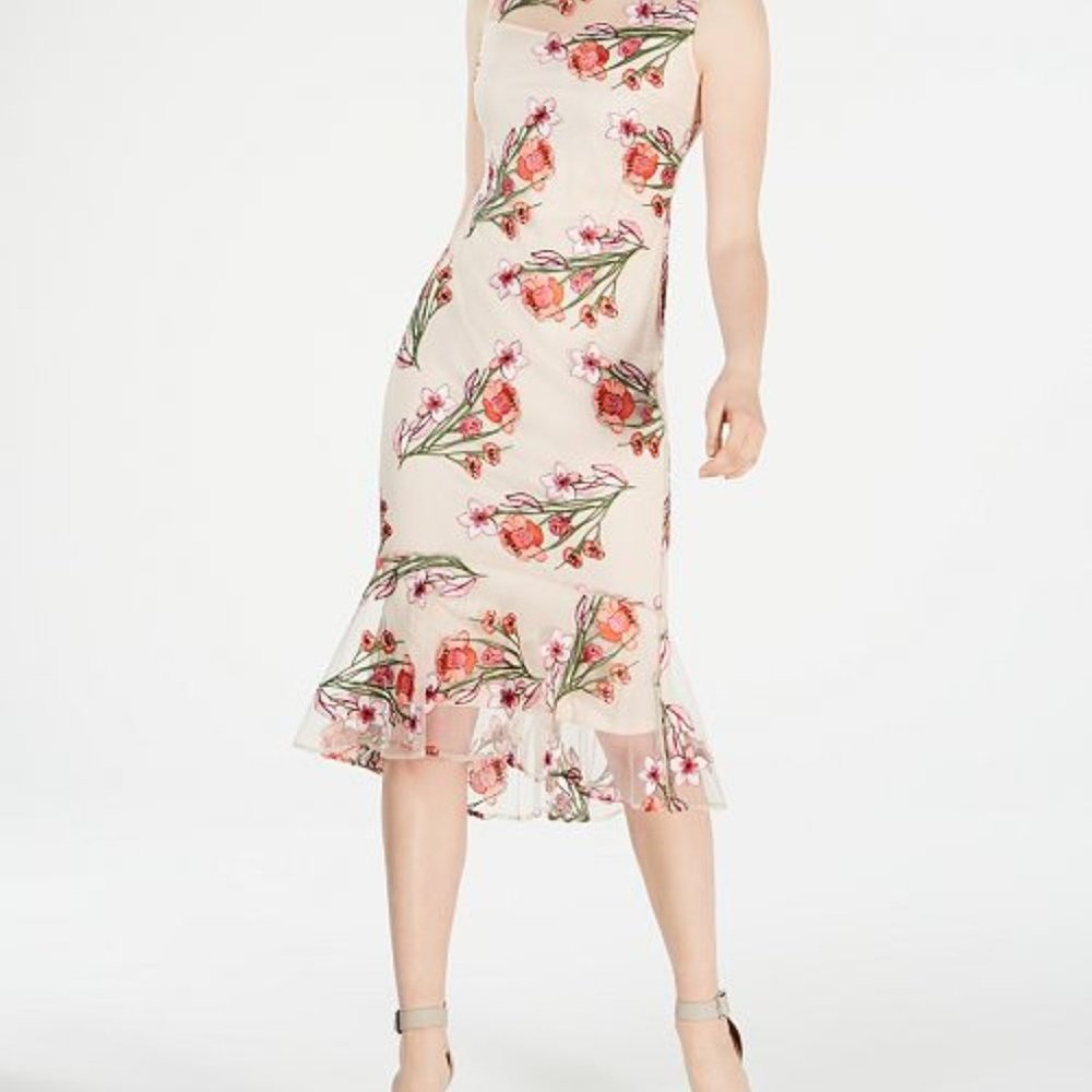 Beautiful light pink floral Calvin Klein dress.